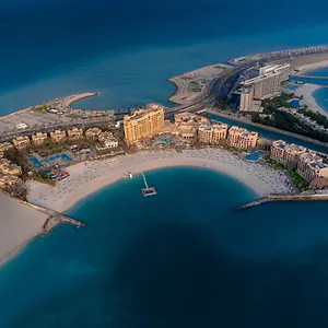 5* Üdülőközpont Doubletree By Hilton & Marjan Island
