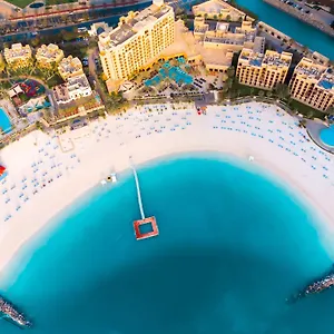 5* Üdülőközpont Doubletree By Hilton & Marjan Island